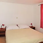 Appartamento Nika-2 By Interhome *