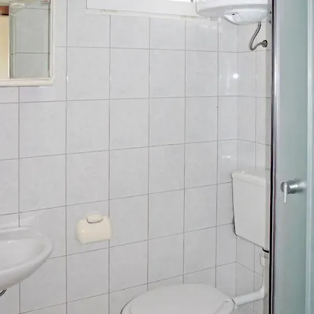 Nika-2 By Interhome アパート Pridraga