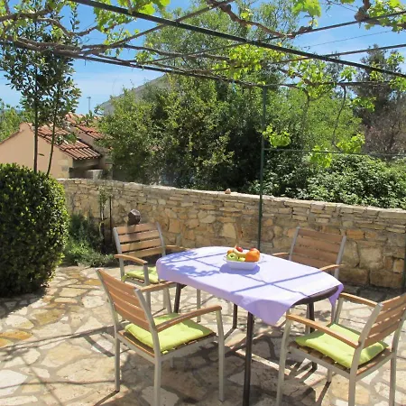 Appartement Nika-2 By Interhome