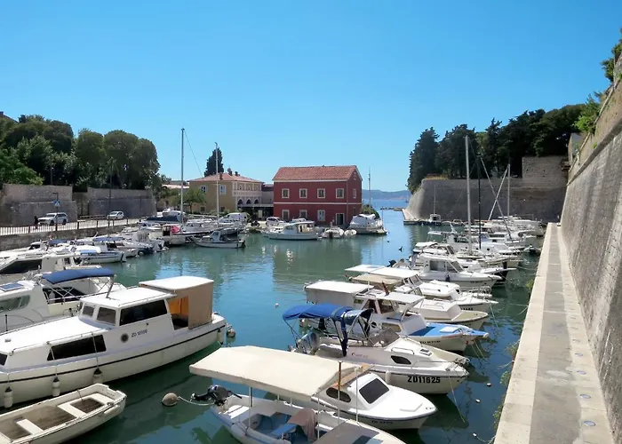 Nika-2 By Interhome דירה